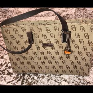 Douney and Bourke Tote